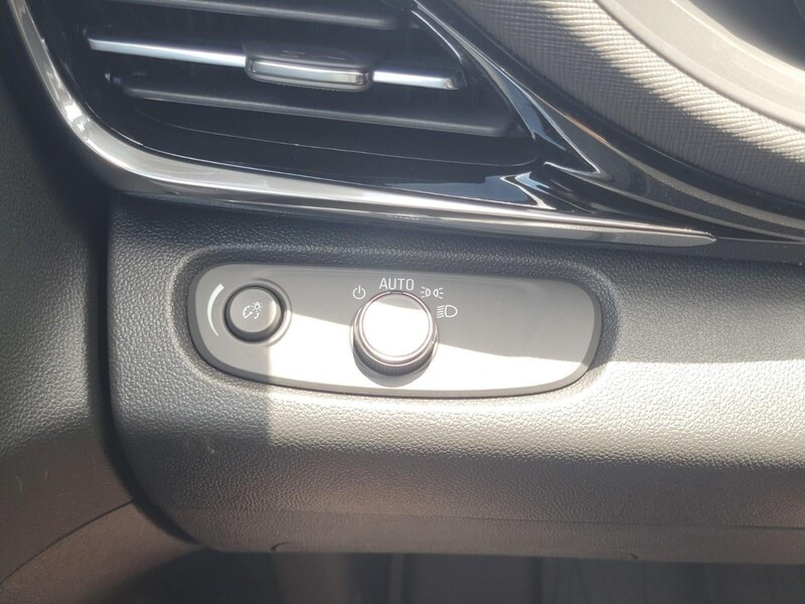 2026 Buick Envista Sport Touring - Photo 20