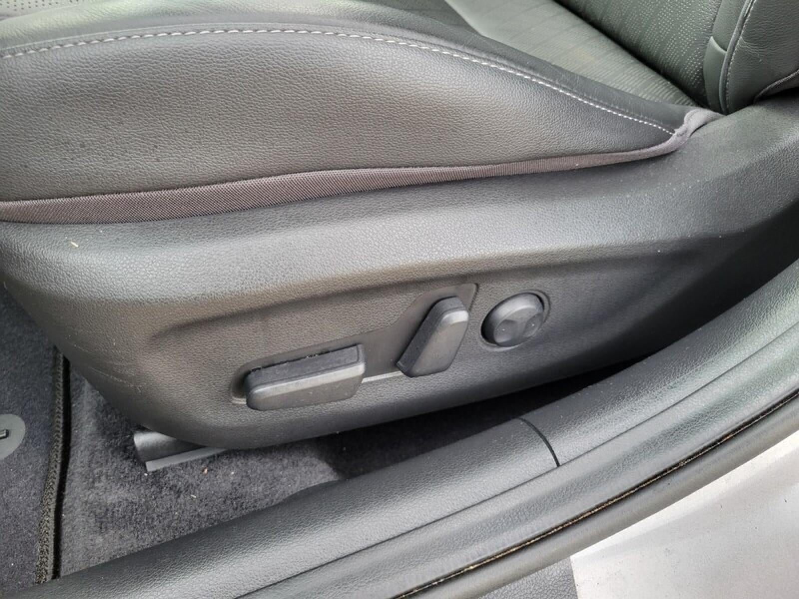 2020 Hyundai Elantra GT Base