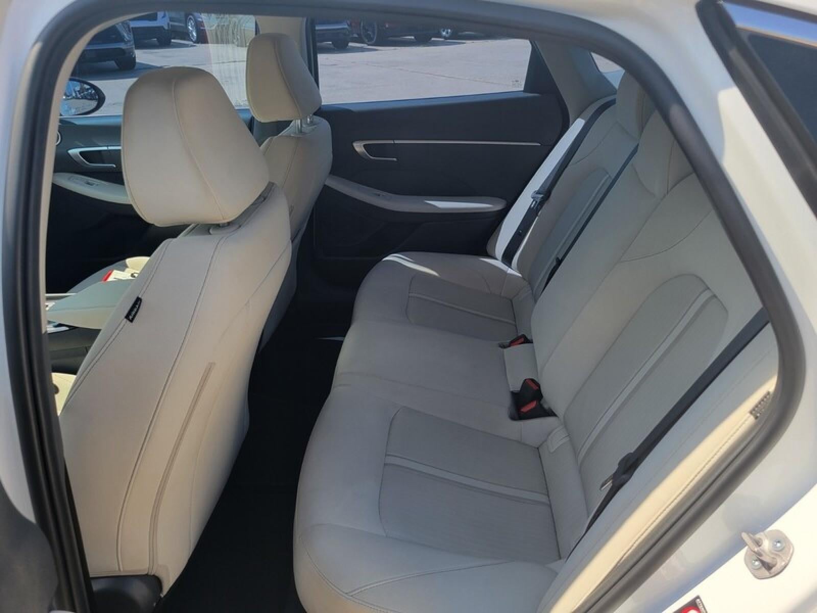 2023 Hyundai Sonata SE