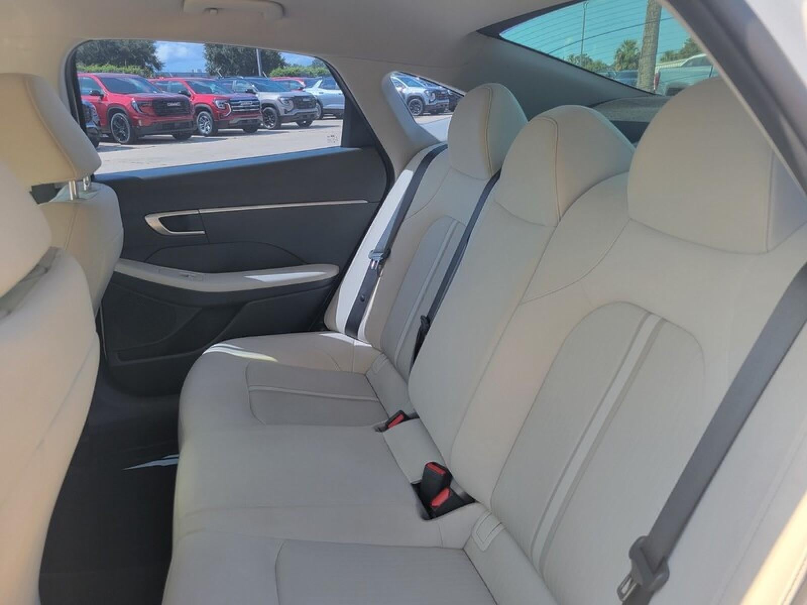 2023 Hyundai Sonata SE