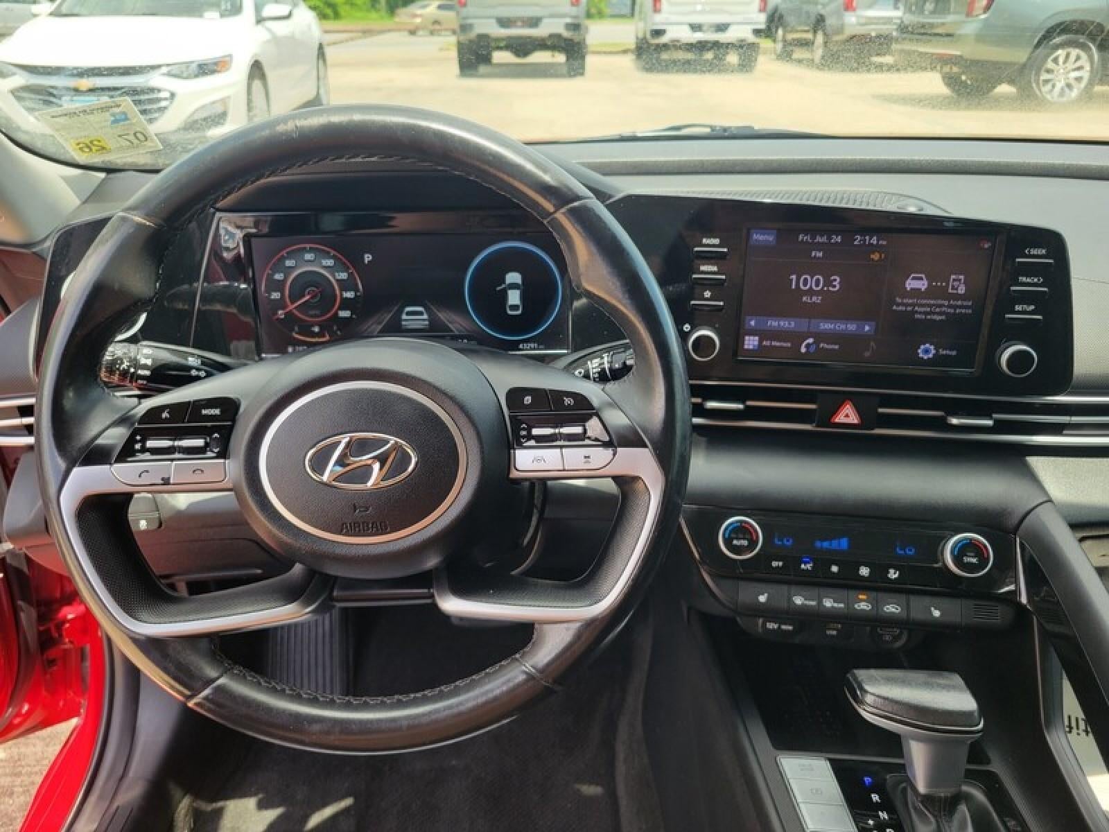 2022 Hyundai Elantra SEL