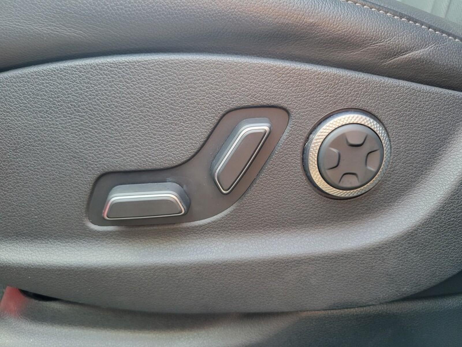 2025 Genesis GV80 2.5T Standard