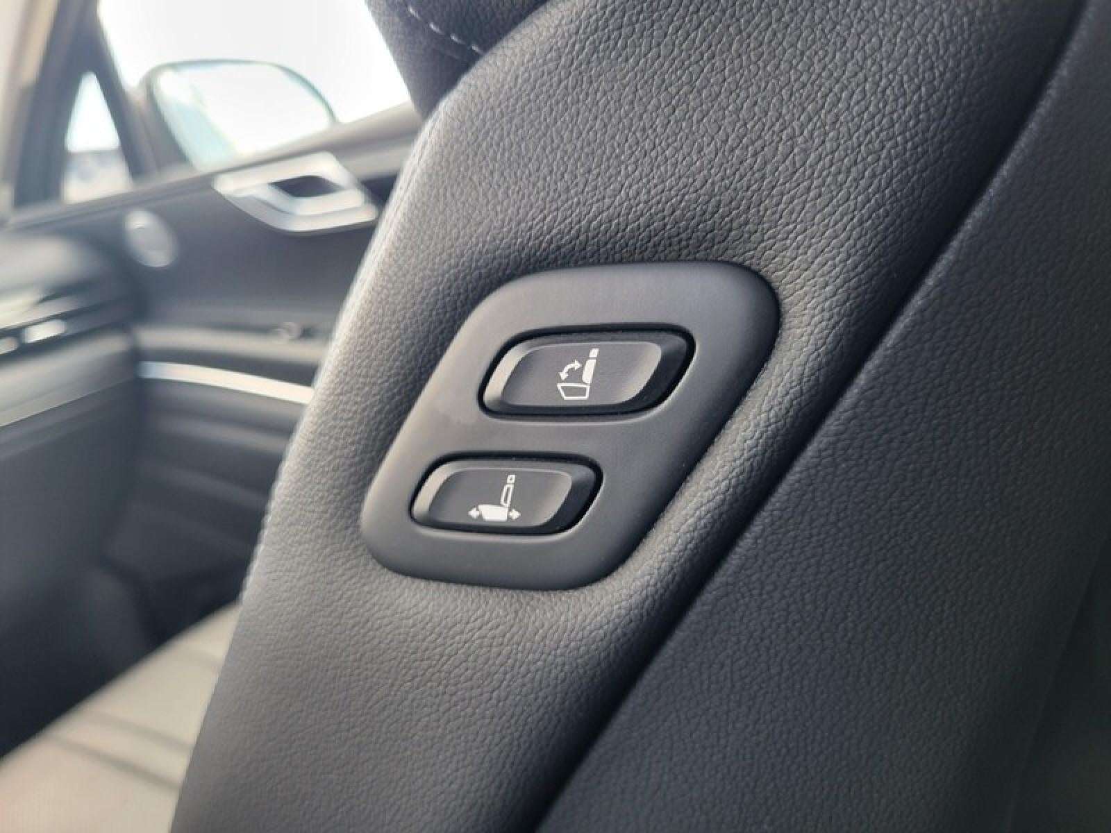2025 Genesis GV80 2.5T Standard