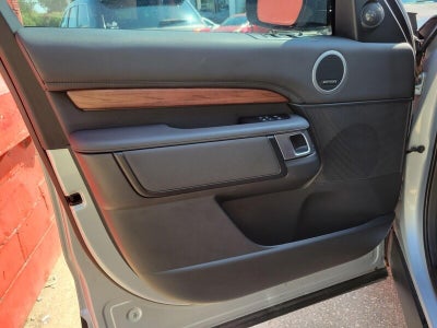 2024 Land Rover Discovery S