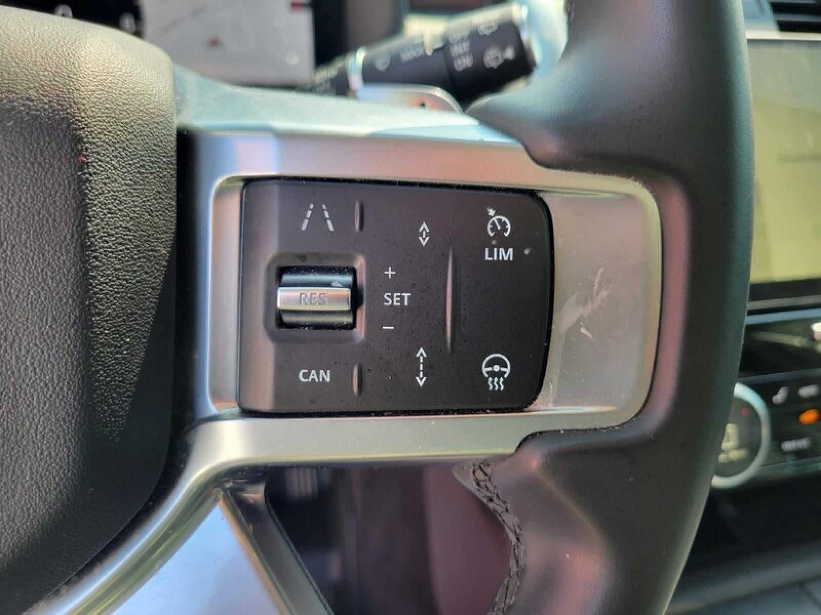 2024 Land Rover Discovery S