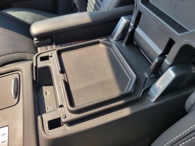 2024 Land Rover Discovery S
