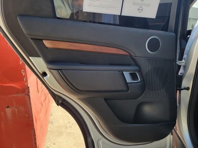2024 Land Rover Discovery S