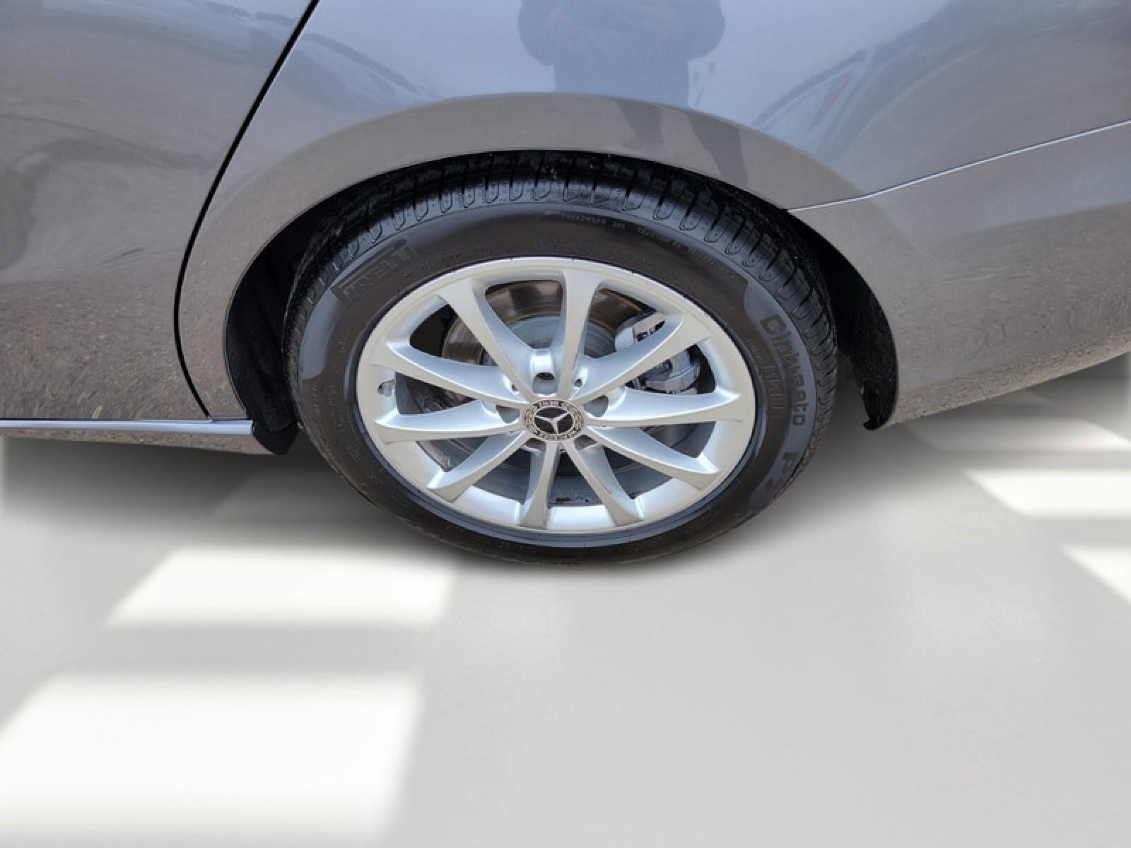 2021 Mercedes-Benz A-Class A 220