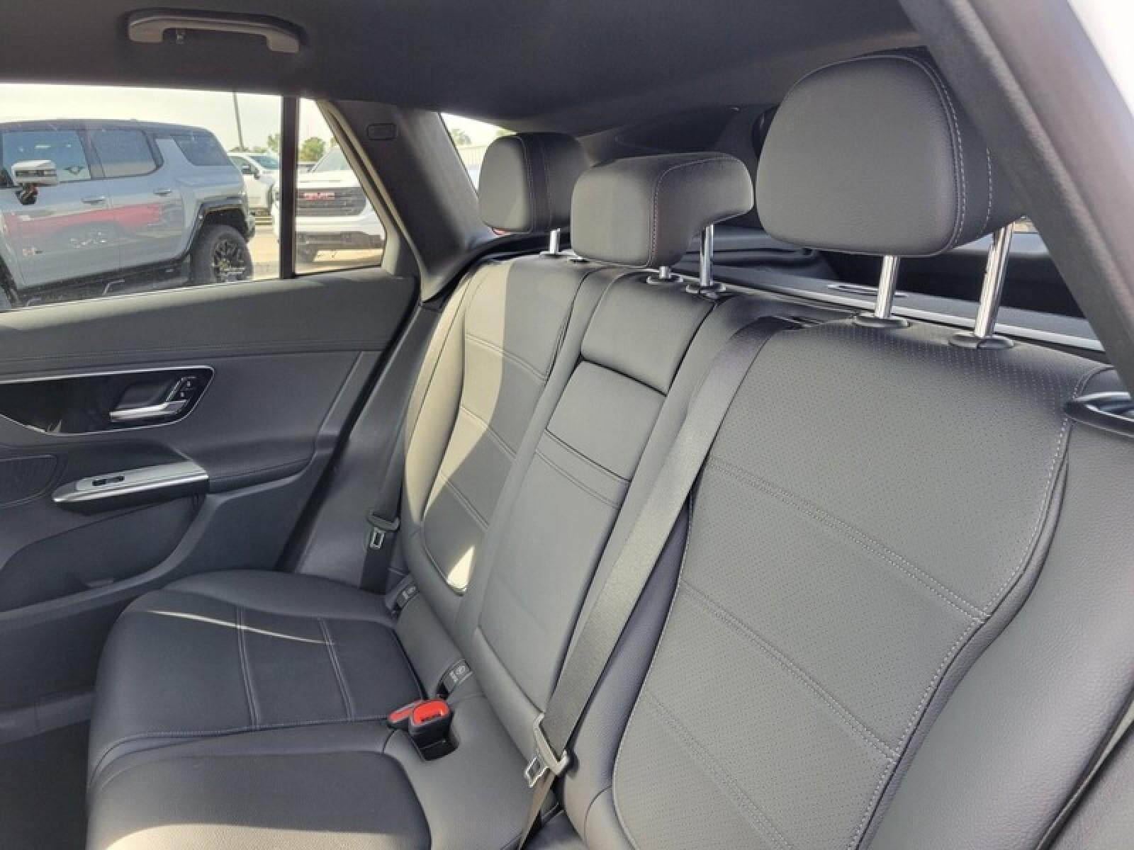 2024 Mercedes-Benz GLC GLC 300