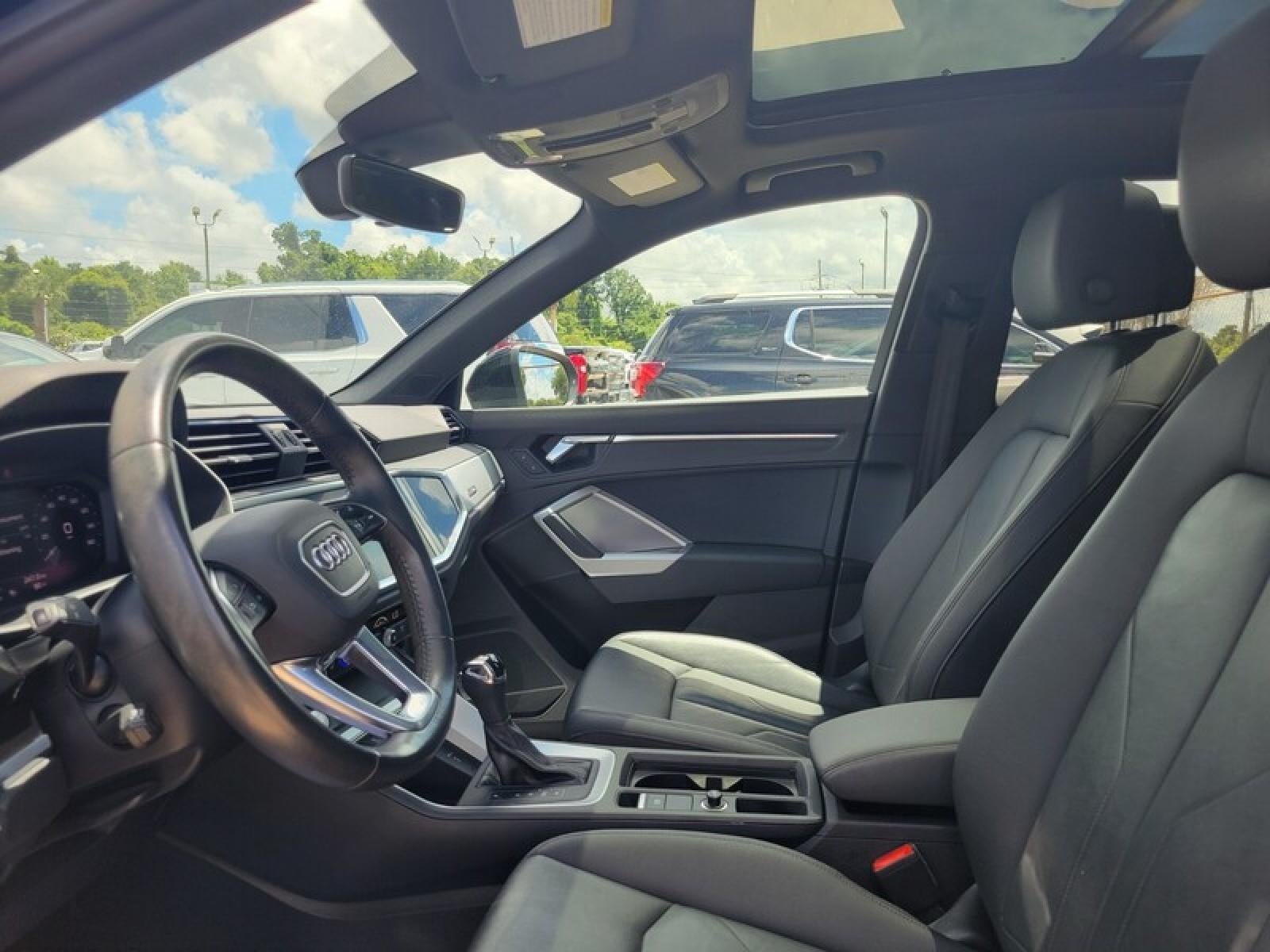 2020 Audi Q3 S line Premium