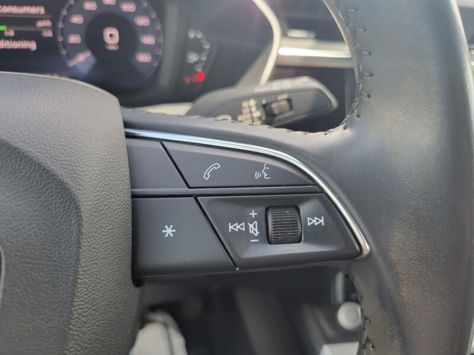 2020 Audi Q3 S line Premium