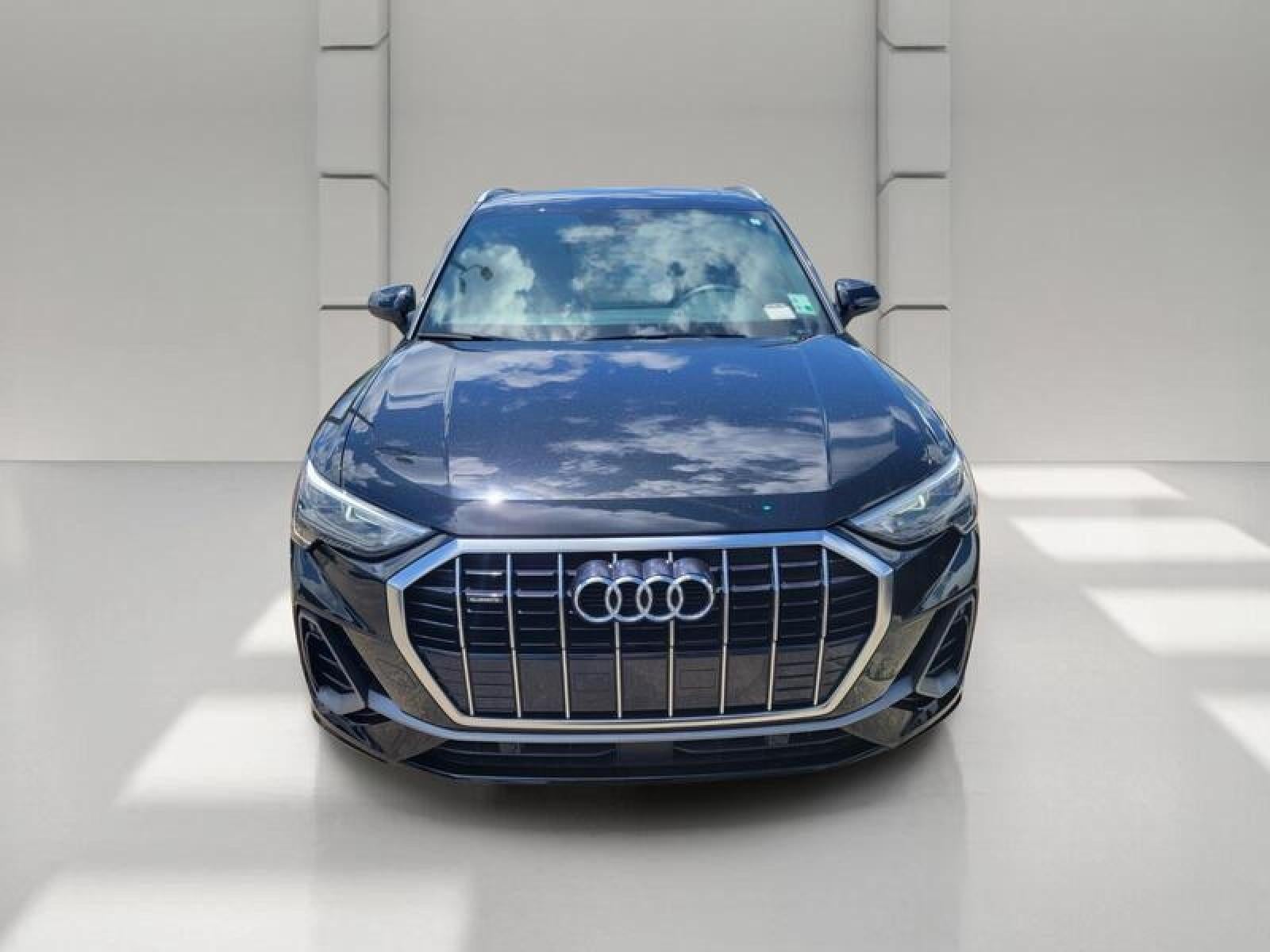 2020 Audi Q3 S line Premium