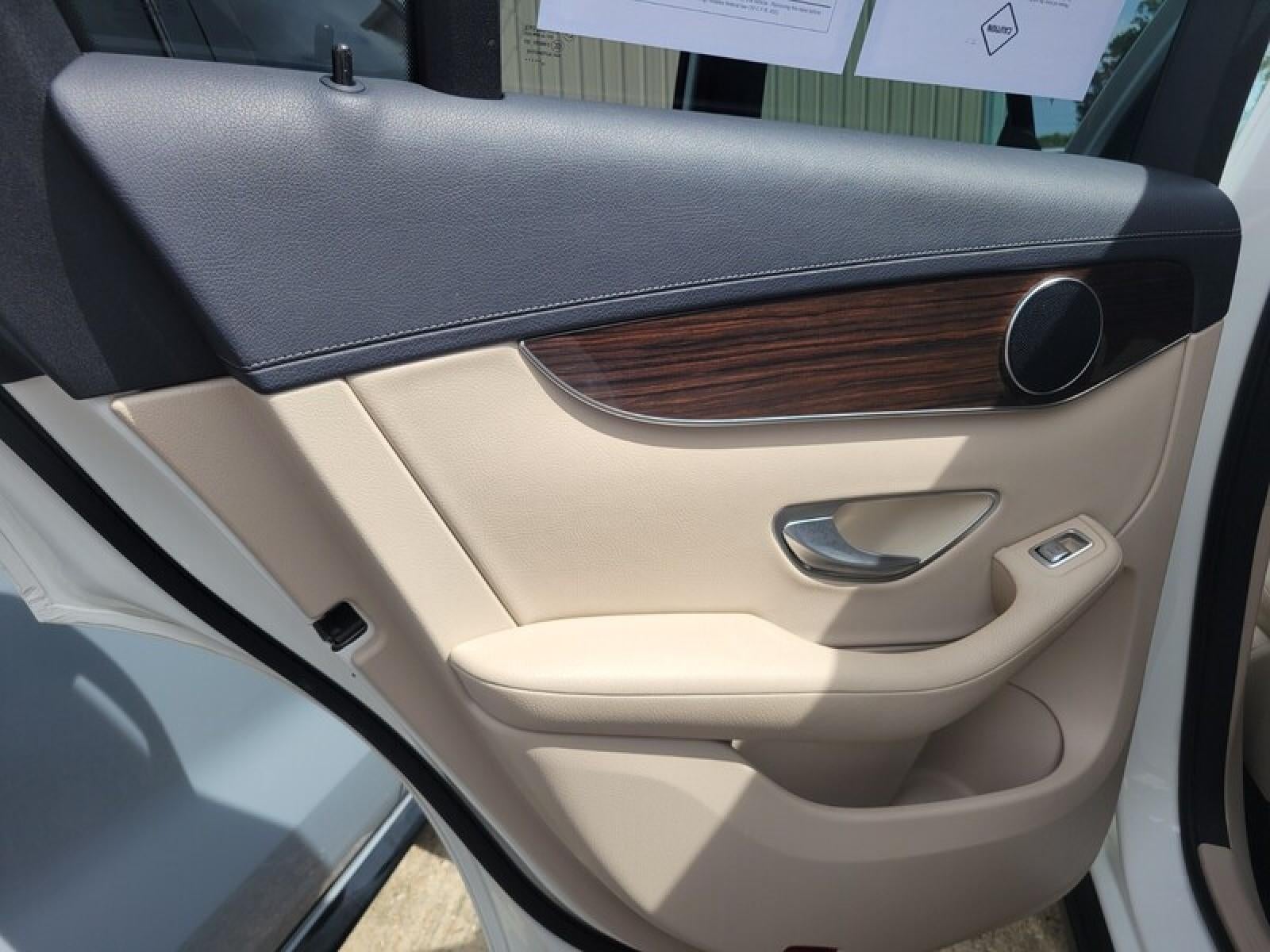 2020 Mercedes-Benz GLC GLC 300