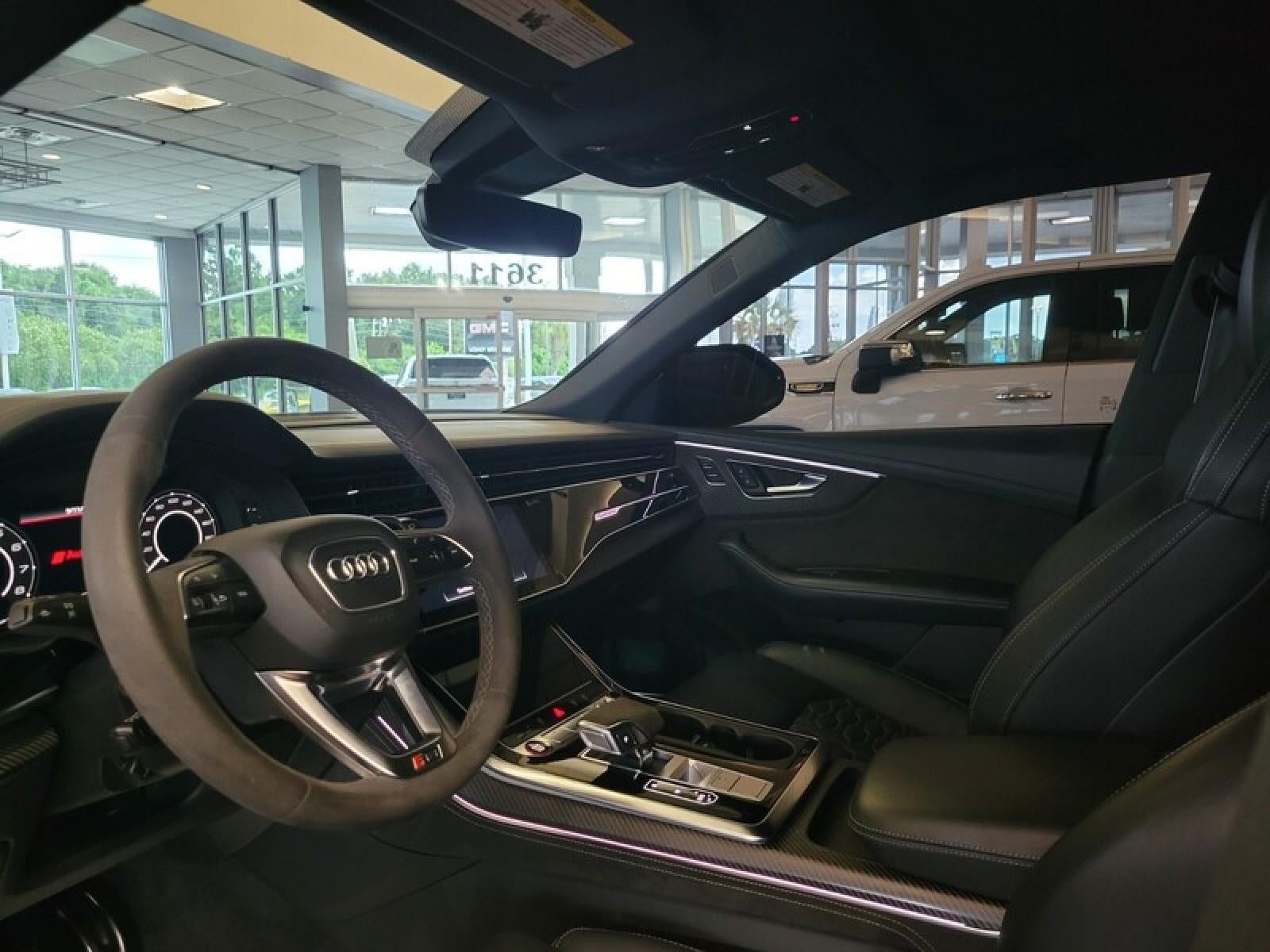 2022 Audi RS Q8 Base