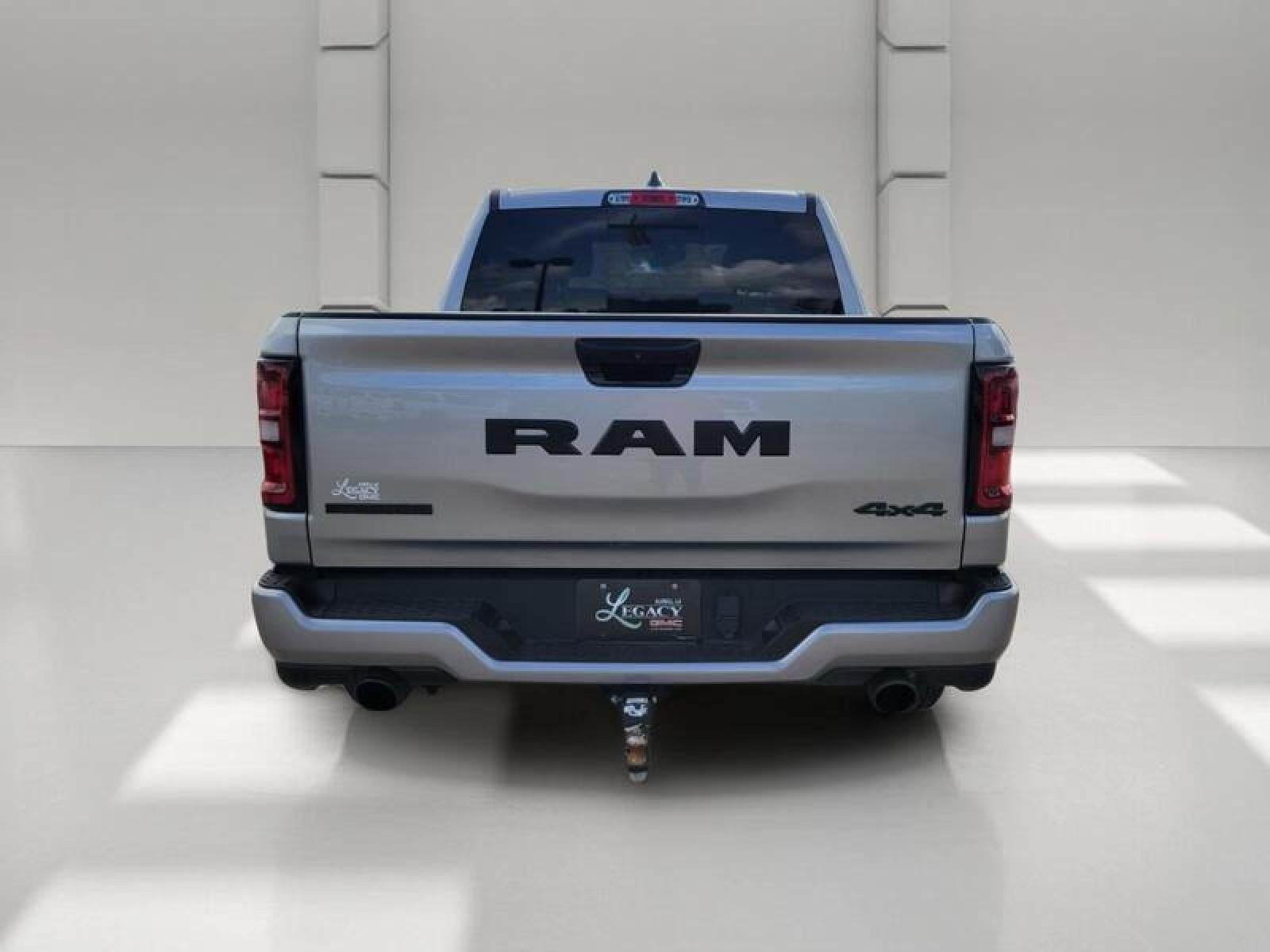 2025 RAM 1500 XLT