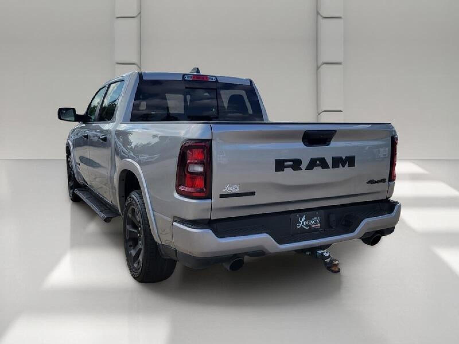 2025 RAM 1500 XLT