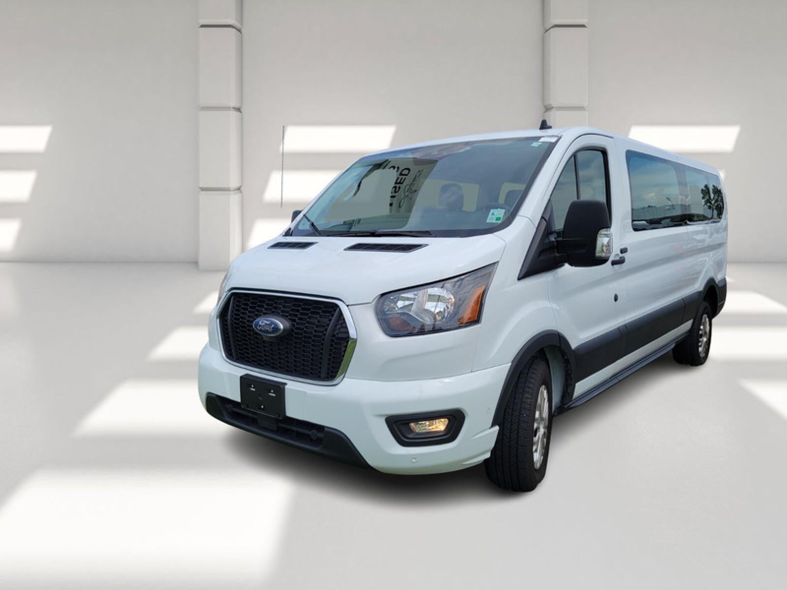 2023 Ford Transit Passenger Wagon XL
