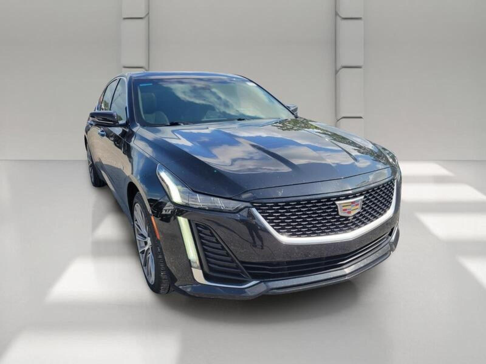 2022 Cadillac CT5 Premium Luxury