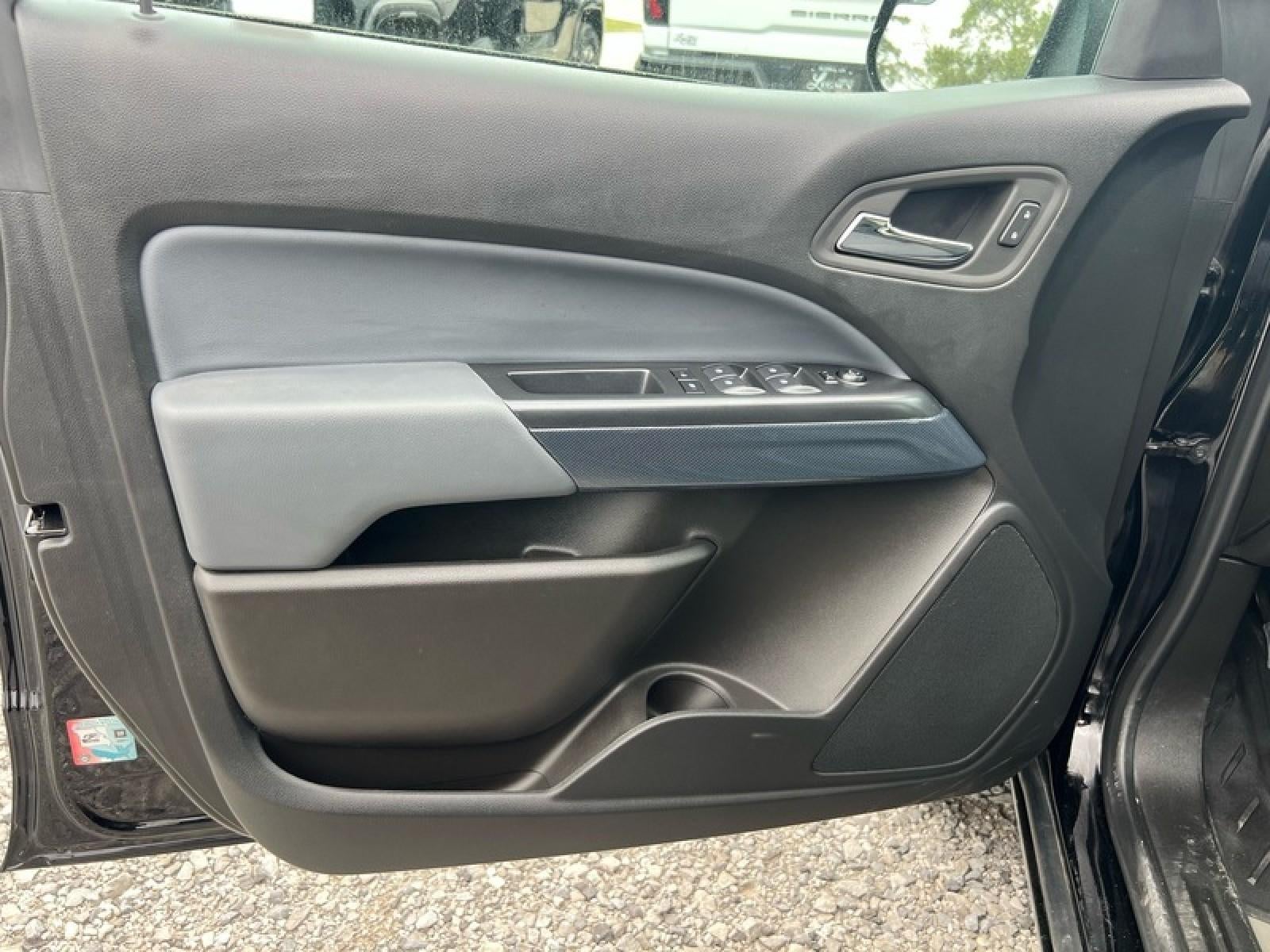 2022 Chevrolet Colorado Z71 Z71 Midnight Edition