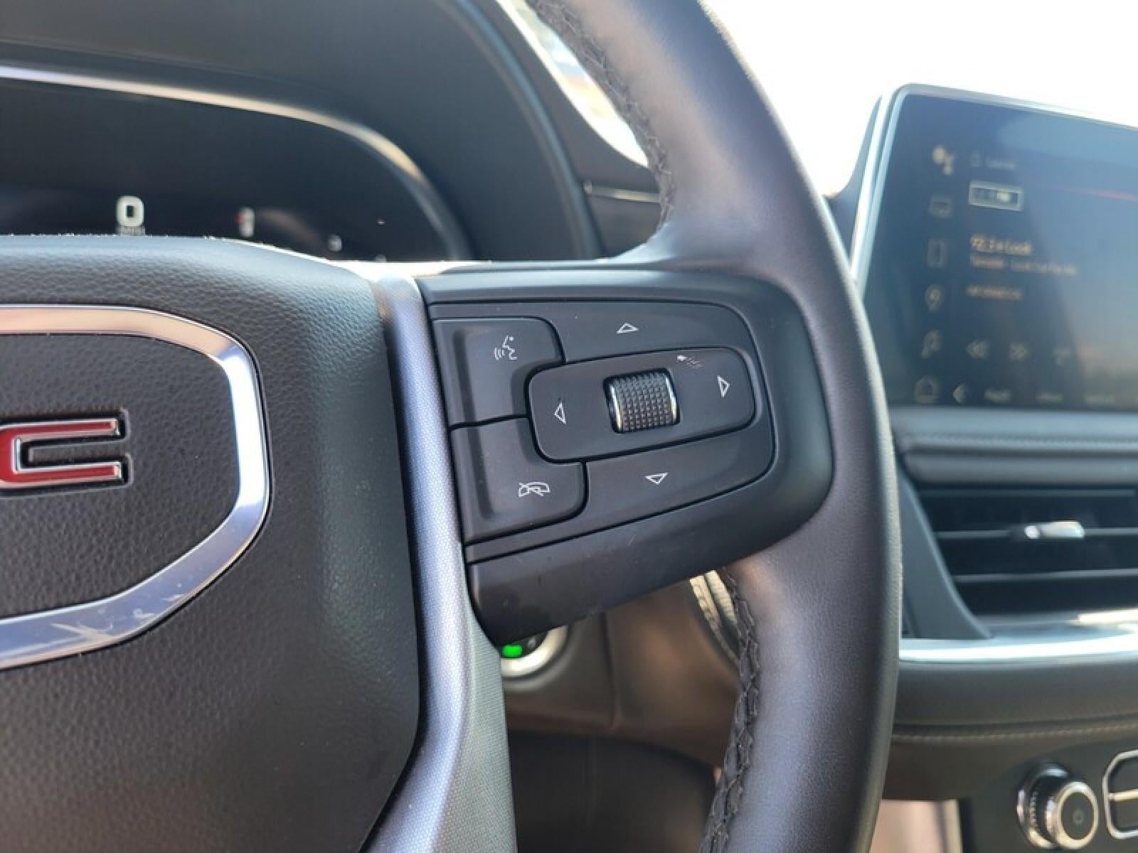2024 GMC Yukon SLT