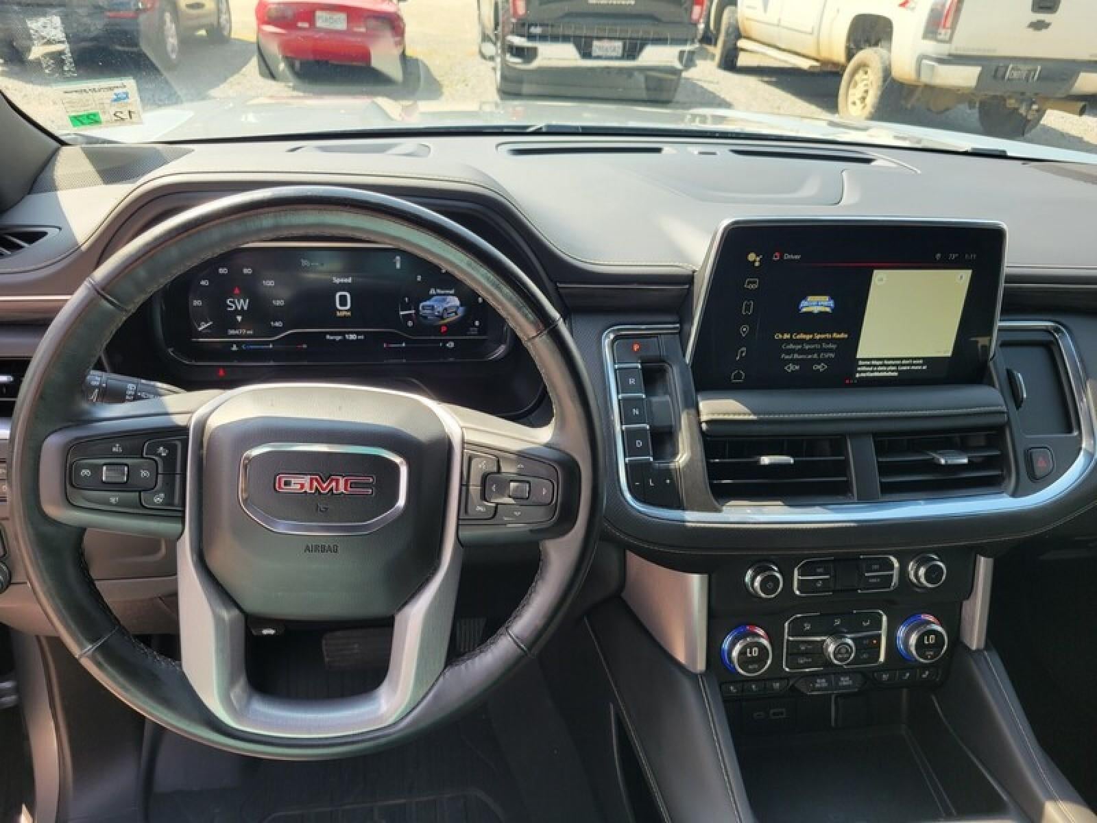 2023 GMC Yukon SLT