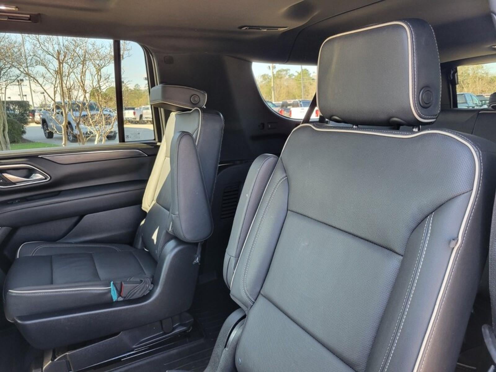 2022 GMC Yukon XL SLT