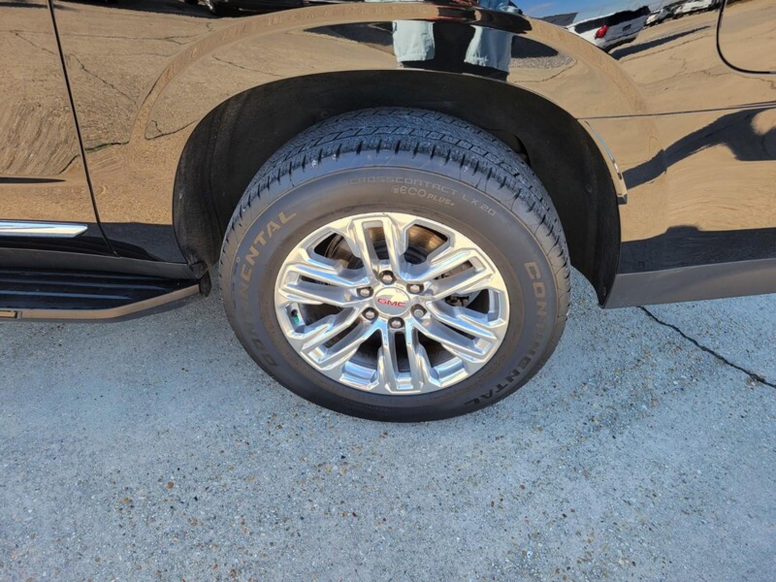 2022 GMC Yukon XL SLT