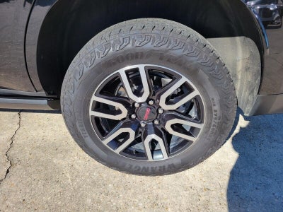 2024 GMC Yukon AT4