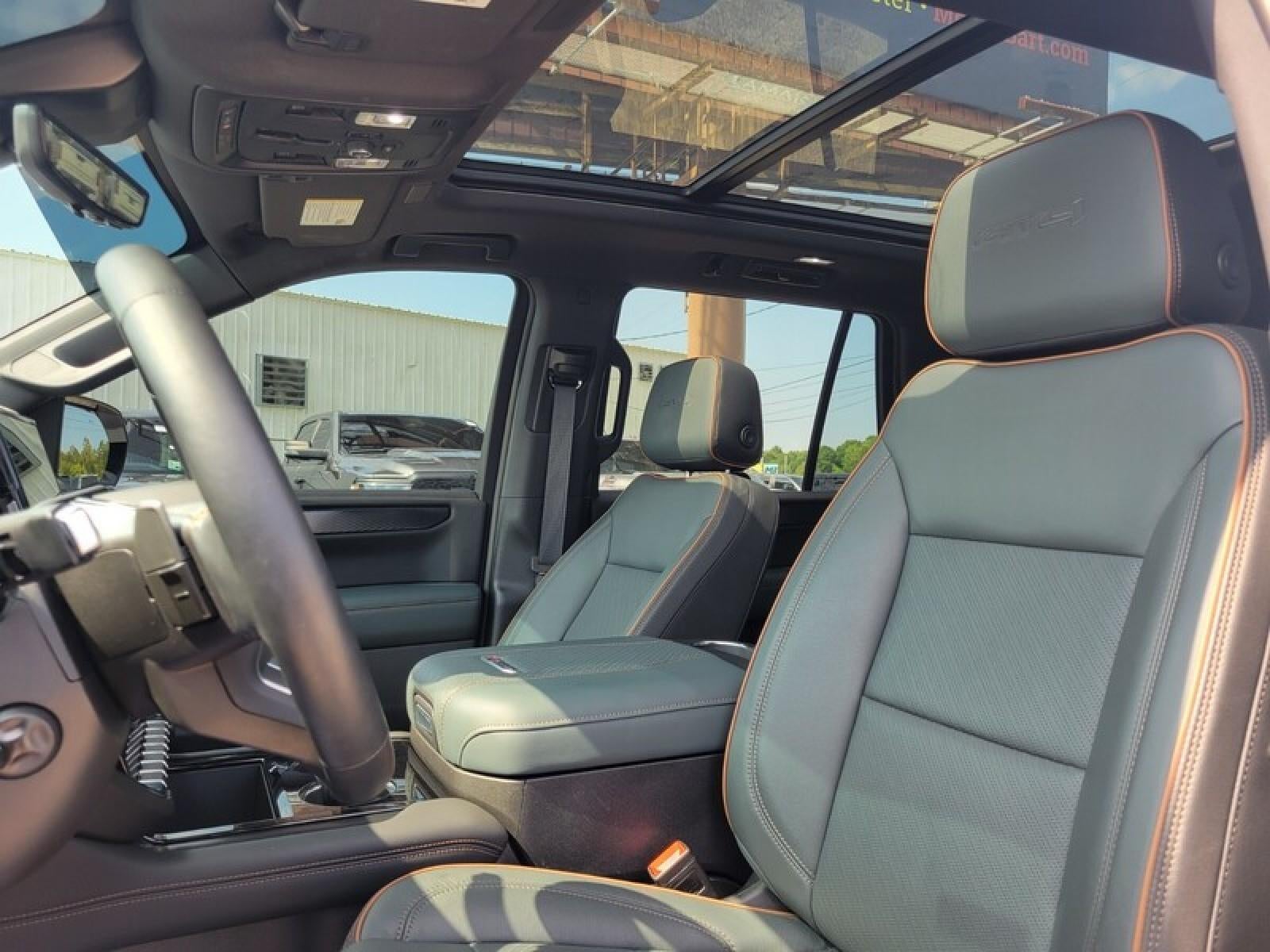 2025 GMC Yukon AT4