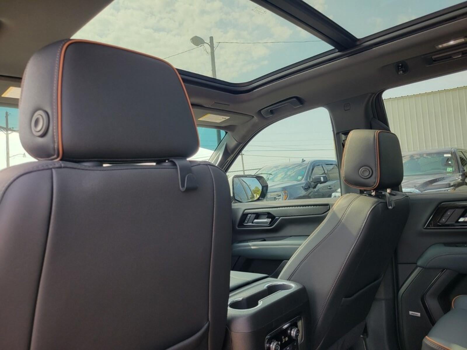 2025 GMC Yukon AT4