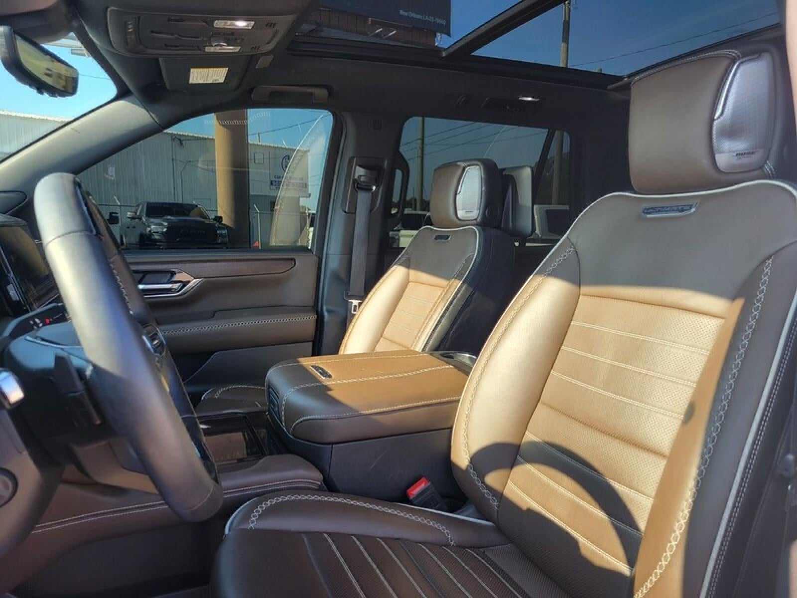 2025 GMC Yukon Denali Ultimate