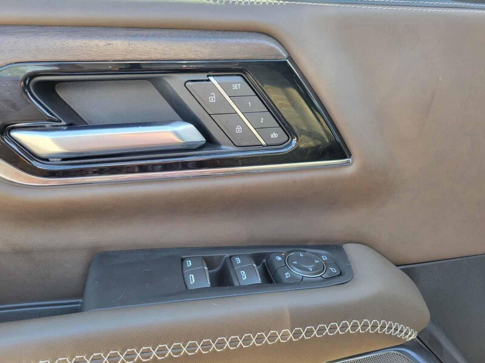 2025 GMC Yukon Denali Ultimate