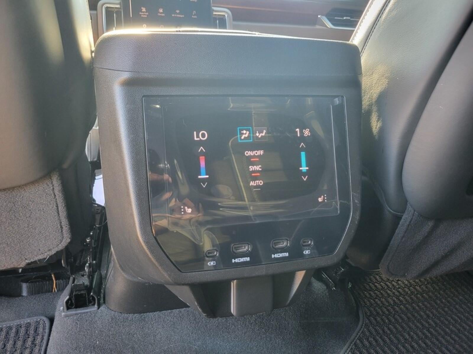 2025 GMC Yukon Denali Ultimate