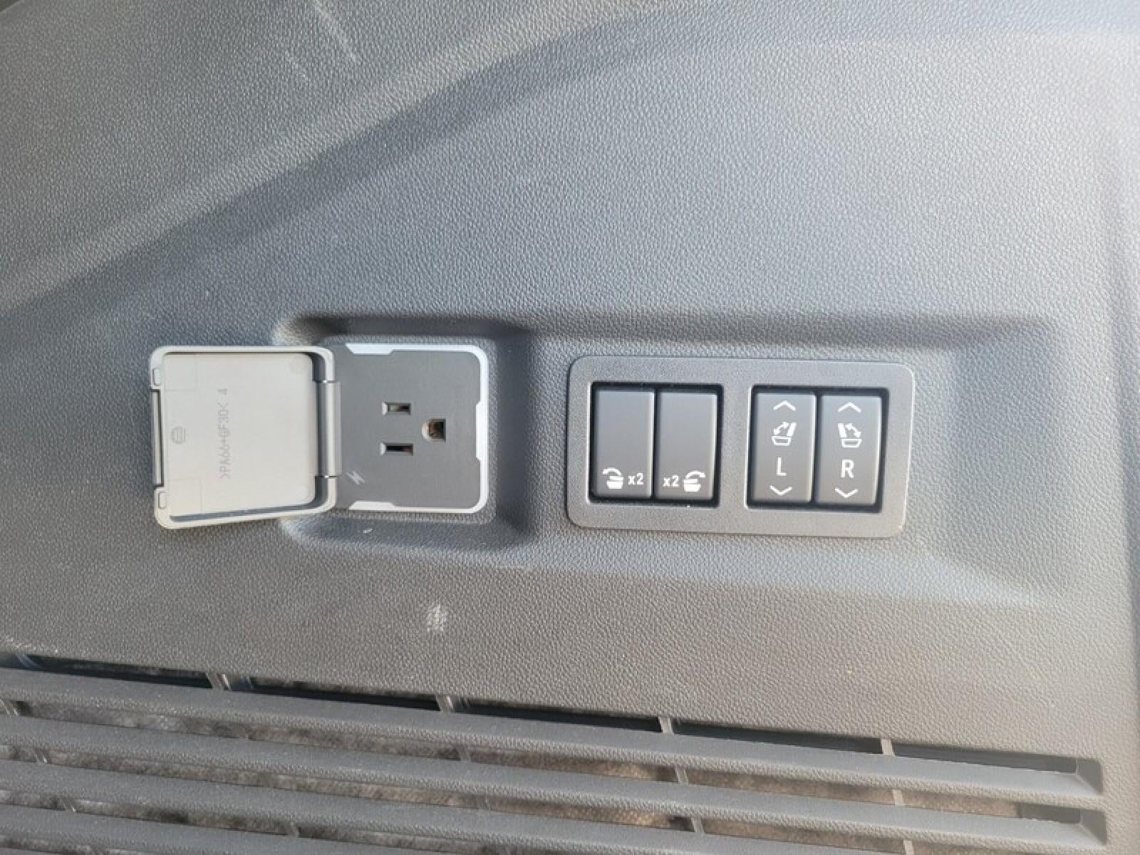 2025 GMC Yukon Denali Ultimate