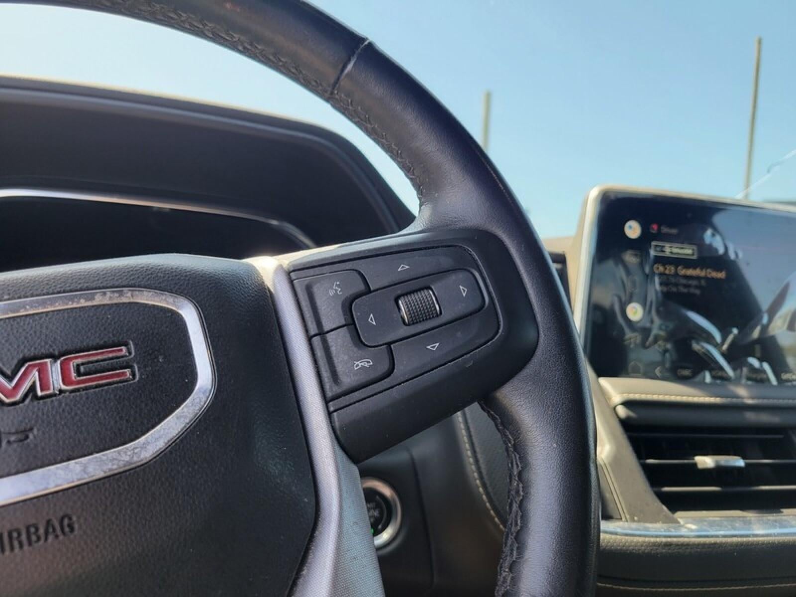 2022 GMC Yukon XL SLT