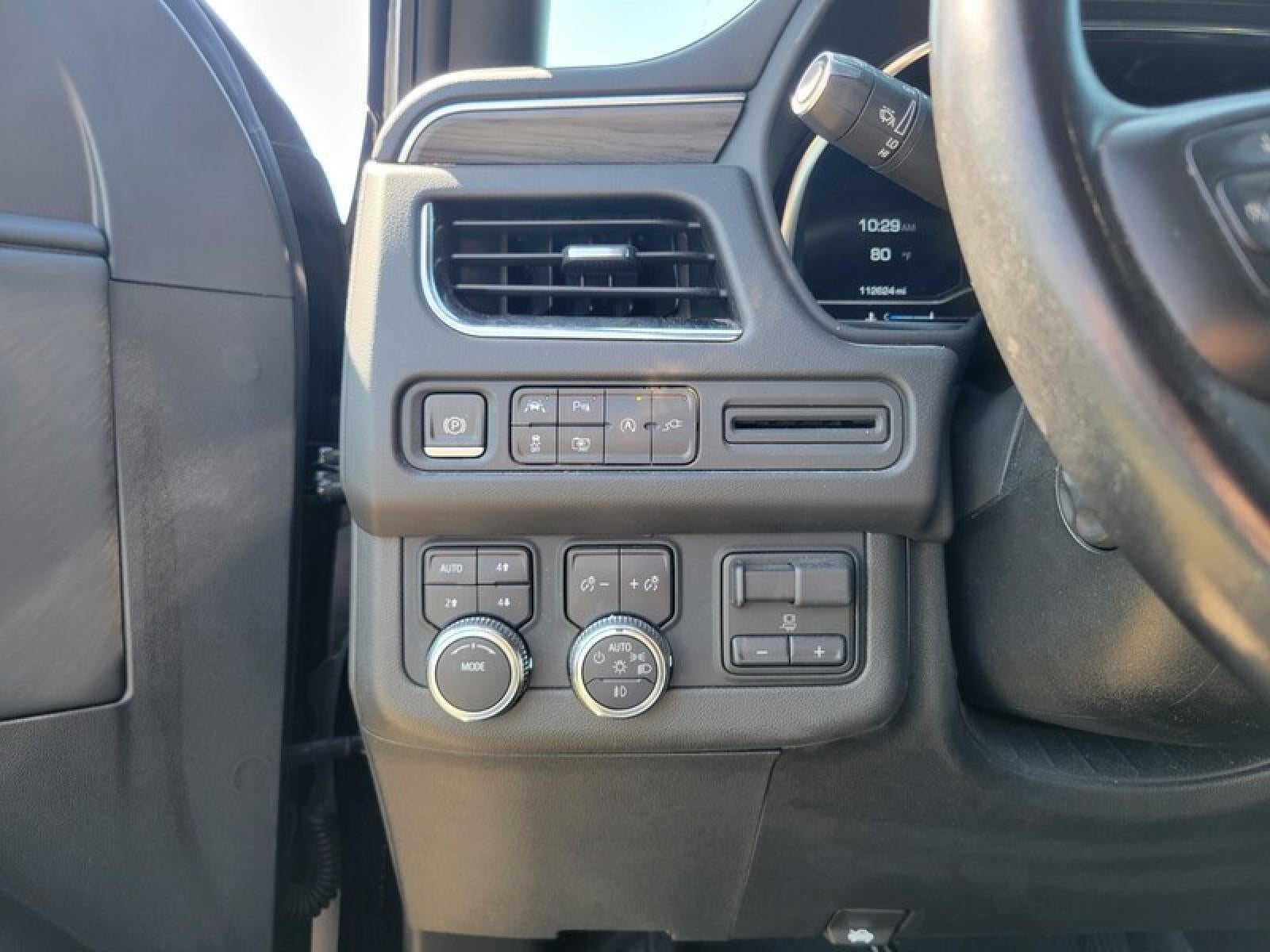 2022 GMC Yukon XL SLT
