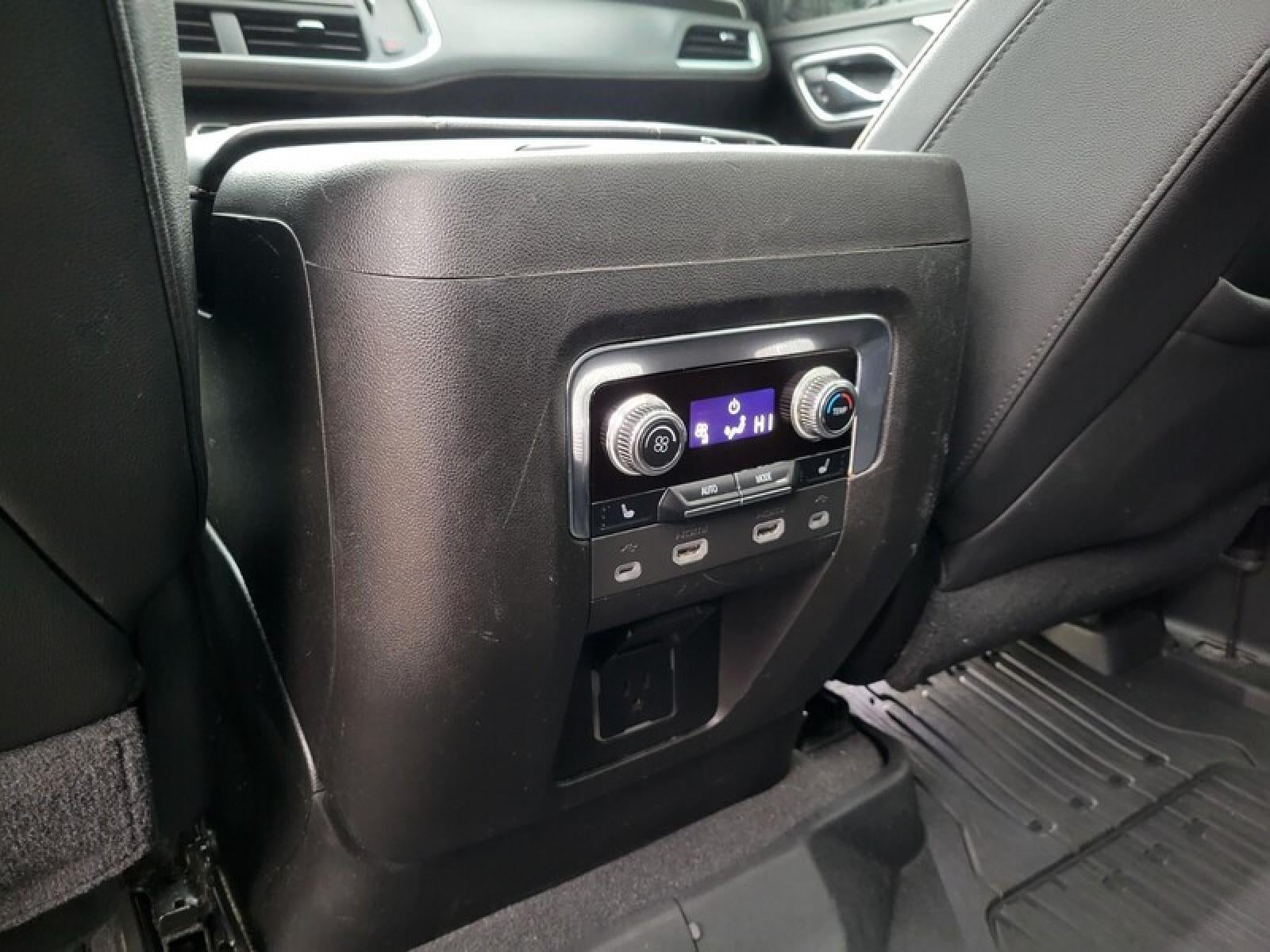 2021 GMC Yukon XL AT4