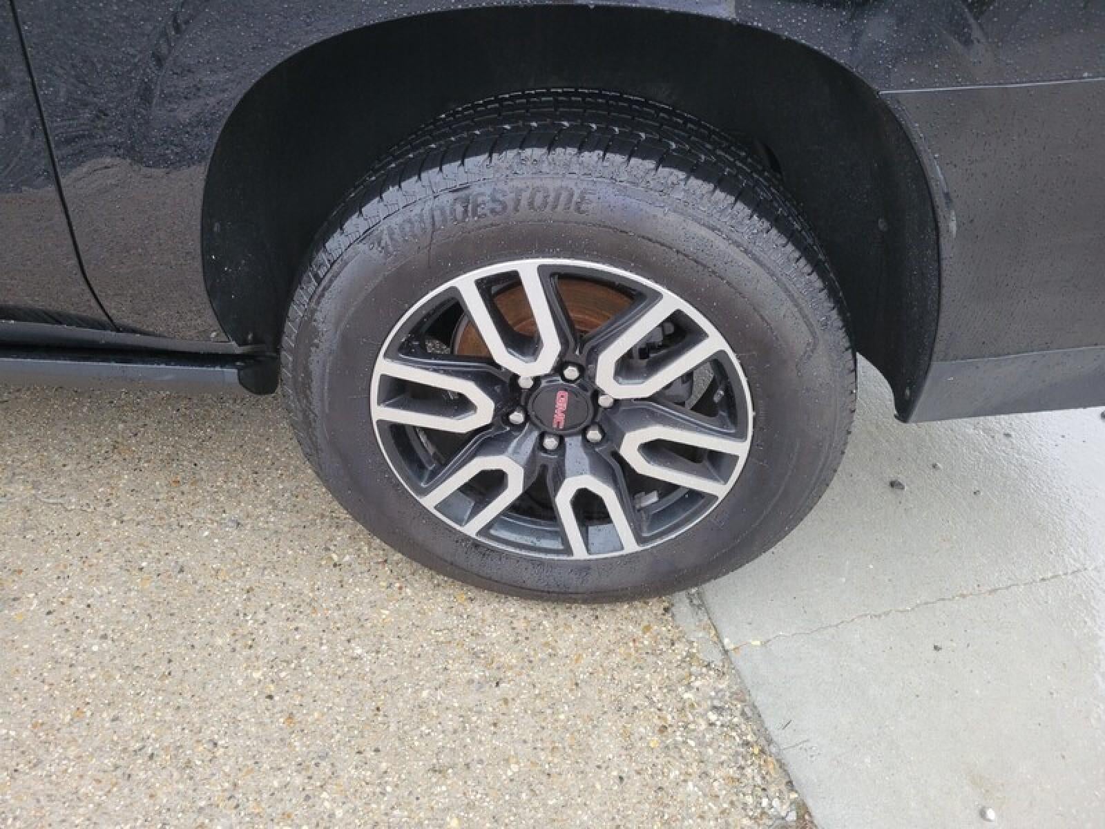 2021 GMC Yukon XL AT4