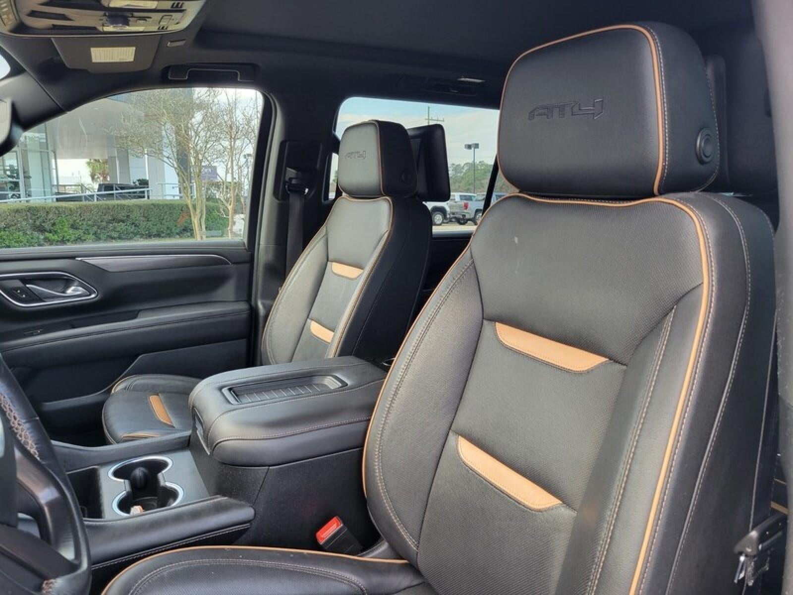 2022 GMC Yukon XL AT4