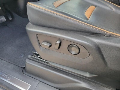 2022 GMC Yukon XL AT4