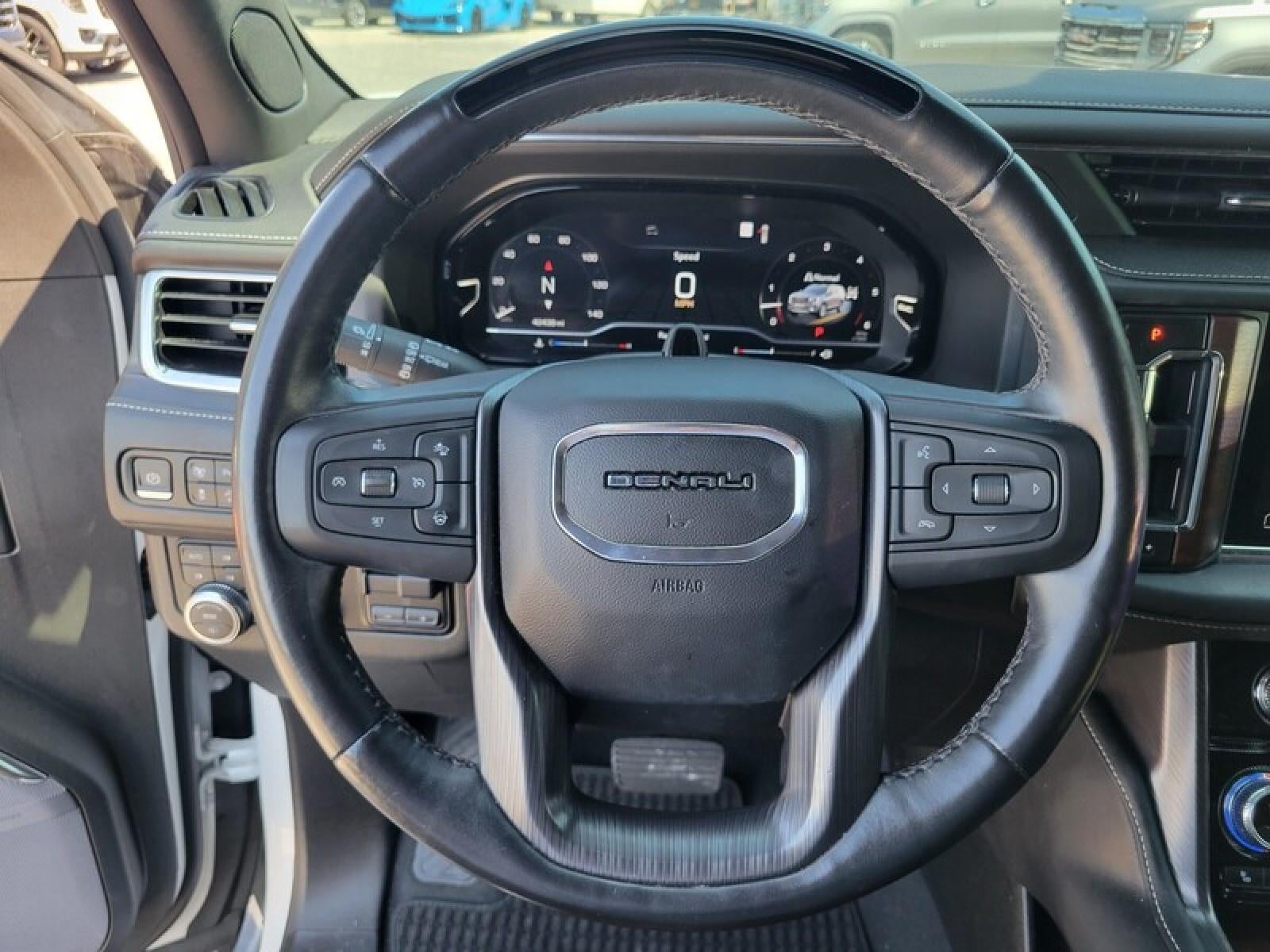 2023 GMC Yukon XL Denali Ultimate