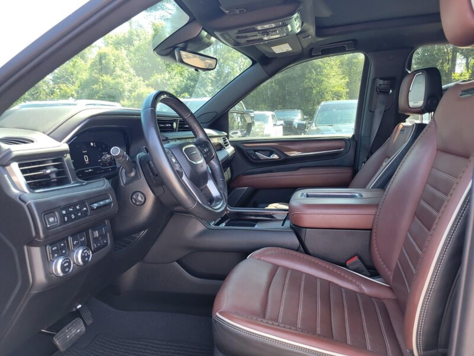 2023 GMC Yukon XL Denali Ultimate