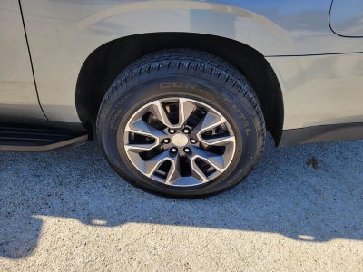 2023 Chevrolet Suburban LS