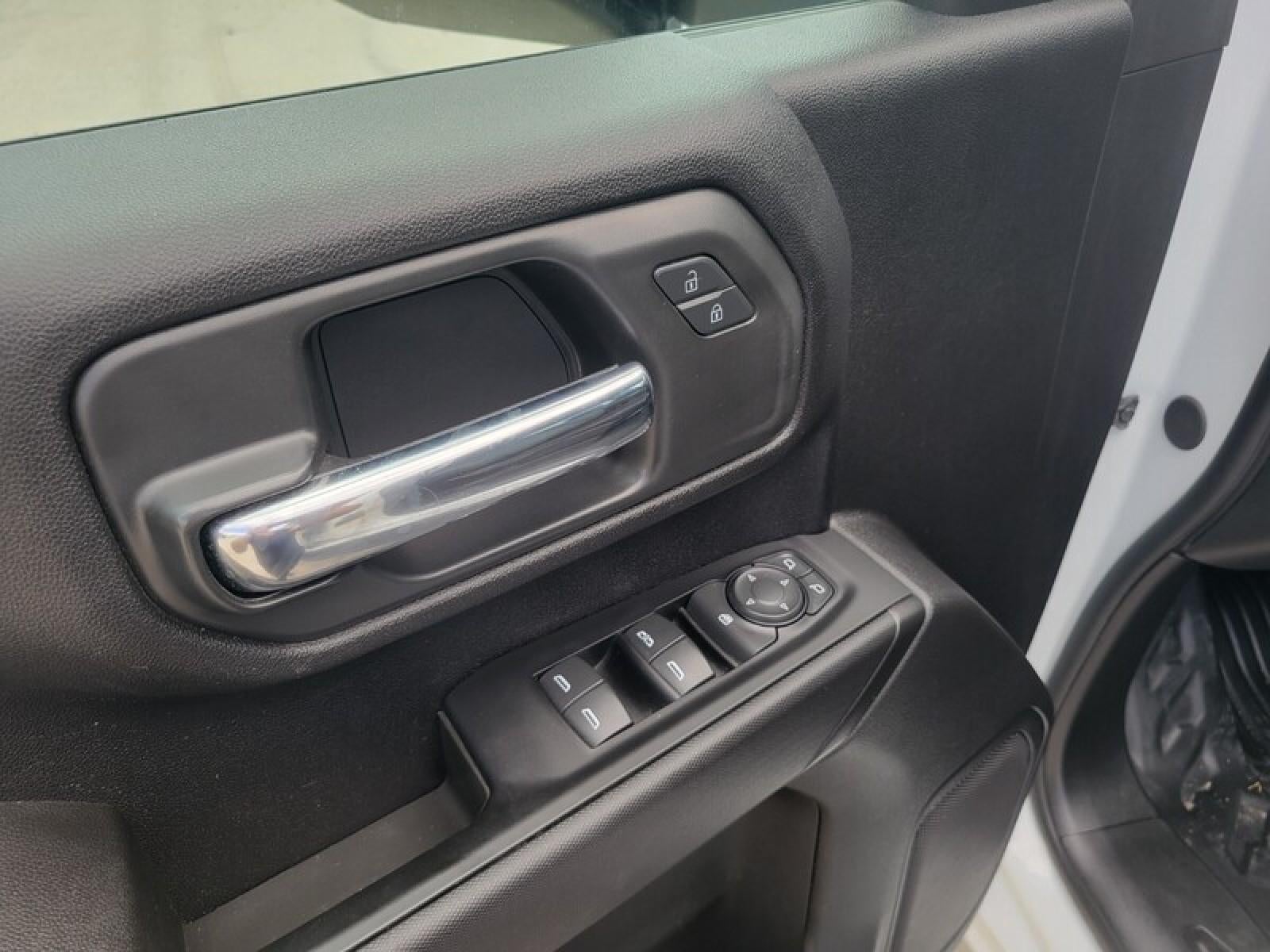 2024 GMC Sierra 2500 HD Pro