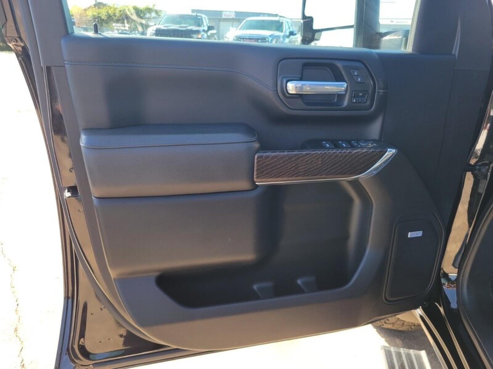 2023 GMC Sierra 3500 HD Denali