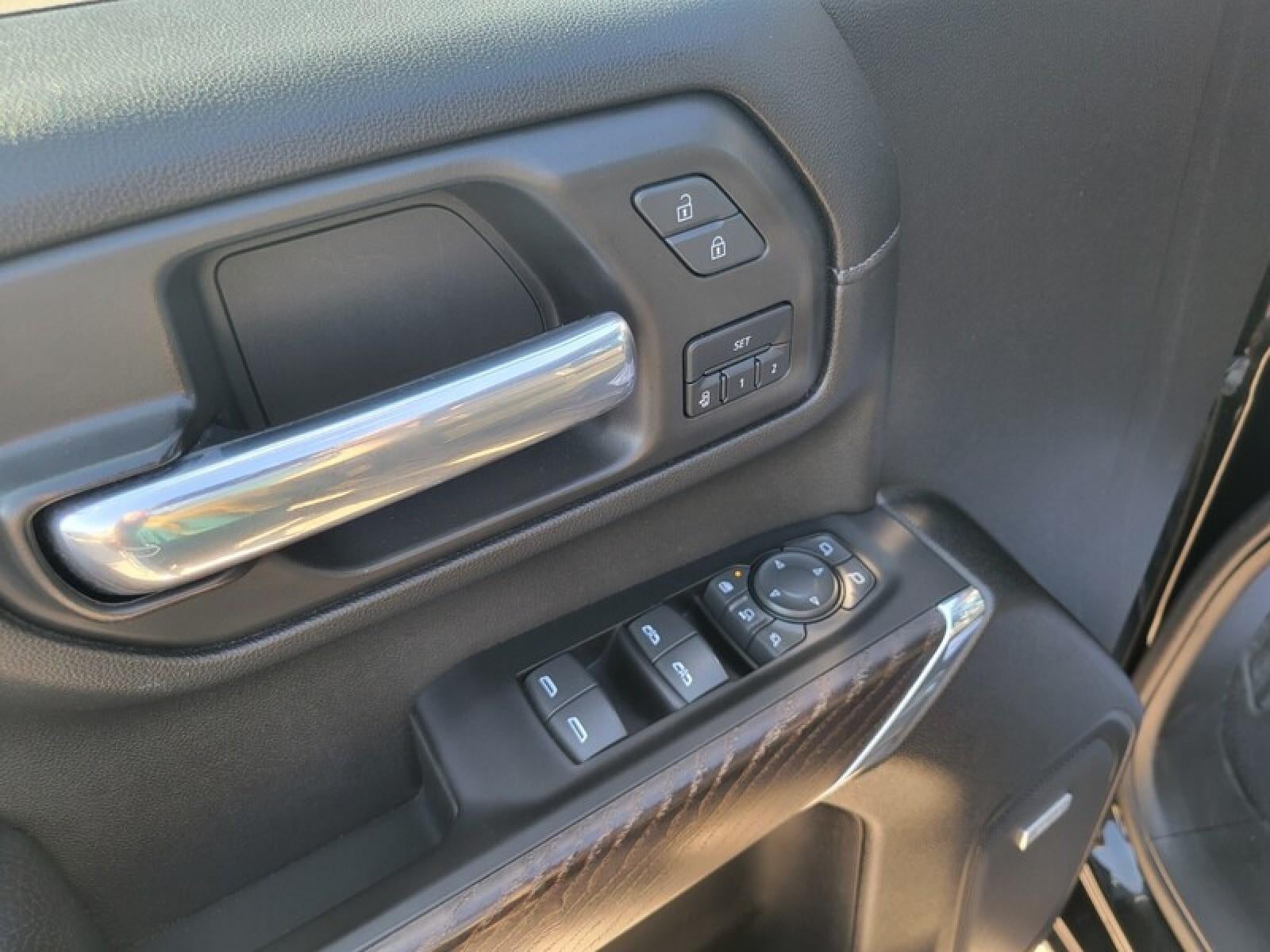 2023 GMC Sierra 3500 HD Denali