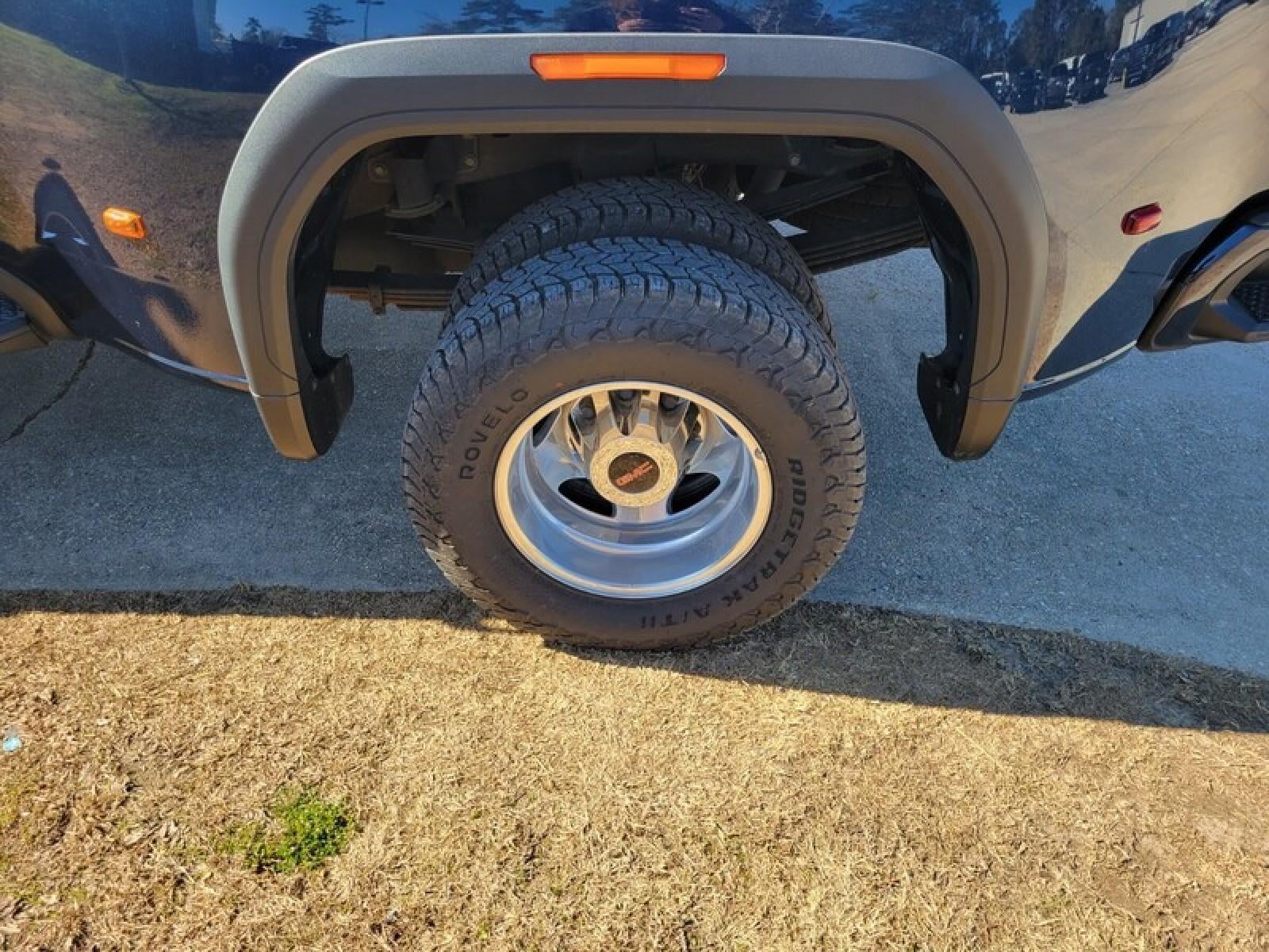 2023 GMC Sierra 3500 HD Denali