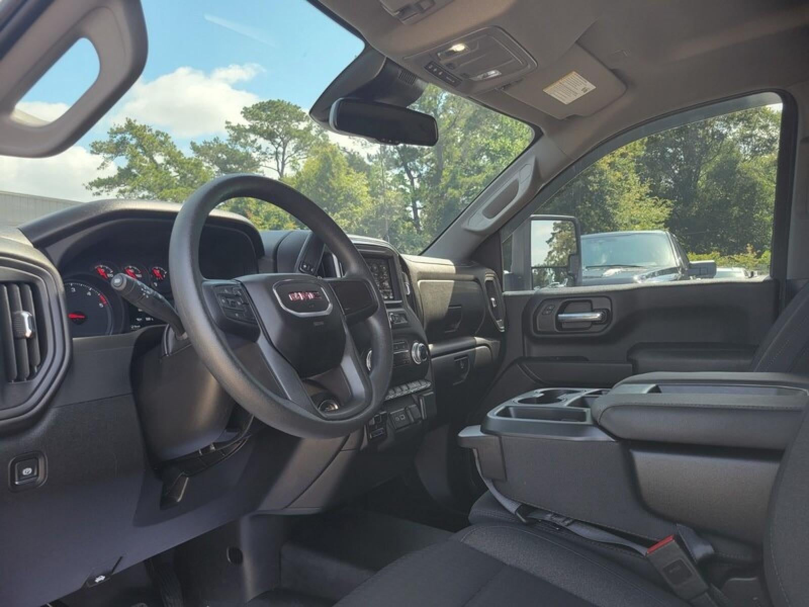 2025 GMC Sierra 2500 HD Pro