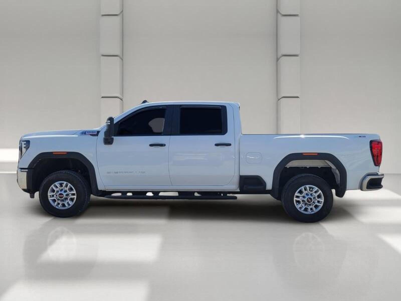 2025 GMC Sierra 2500 HD Pro