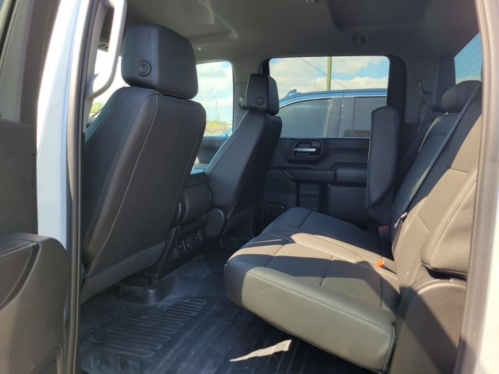 2025 GMC Sierra 3500 HD Pro DRW